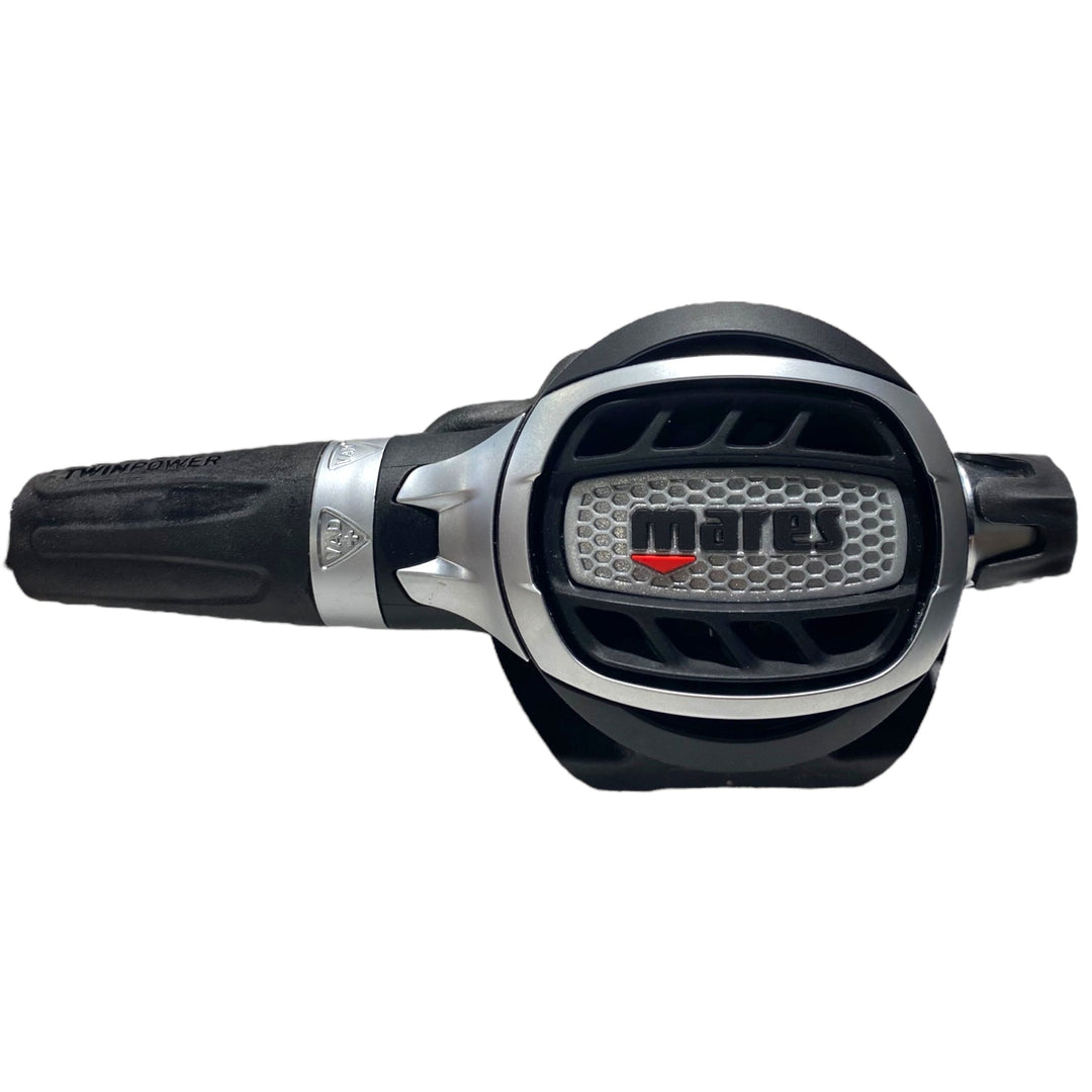 ULTRA ADJ 82X Regulator - Spearfishing Superstore